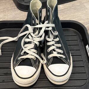 Converse Kids Black and White High-Top Sneakers size 4